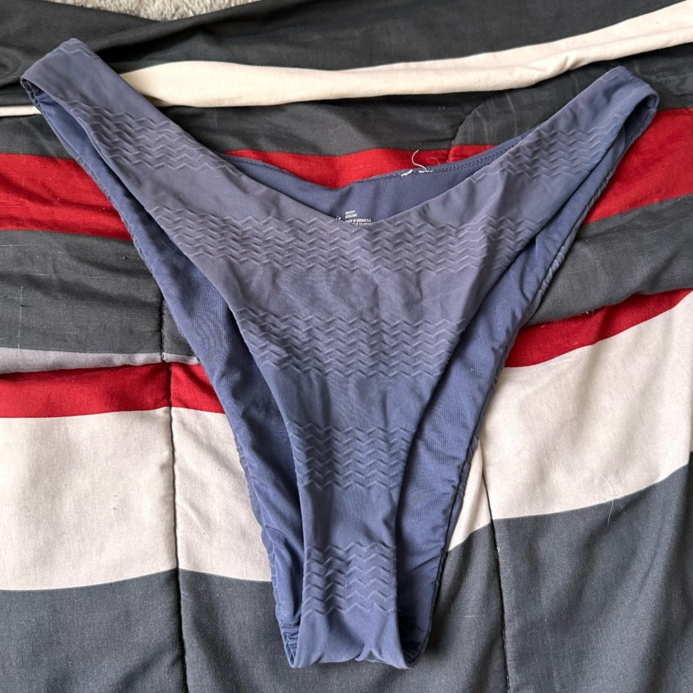 Comfy and cute swim suit bottoms